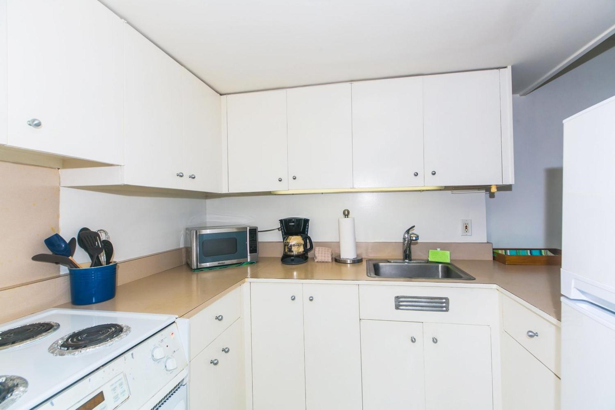 Ilikai Tower One Bedroom Lagoon View Waikiki Condos With Lanai & Free Wifi 檀香山 客房 照片